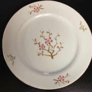 Narumi  Bone China Plate- 6.5 inches wide